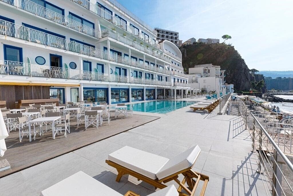 Фото Alimuri Bay Resort	 4*