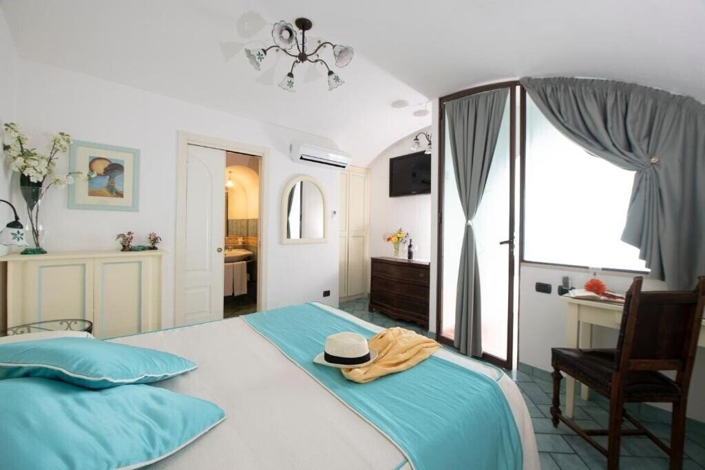 Картинка La Ninfa 3*