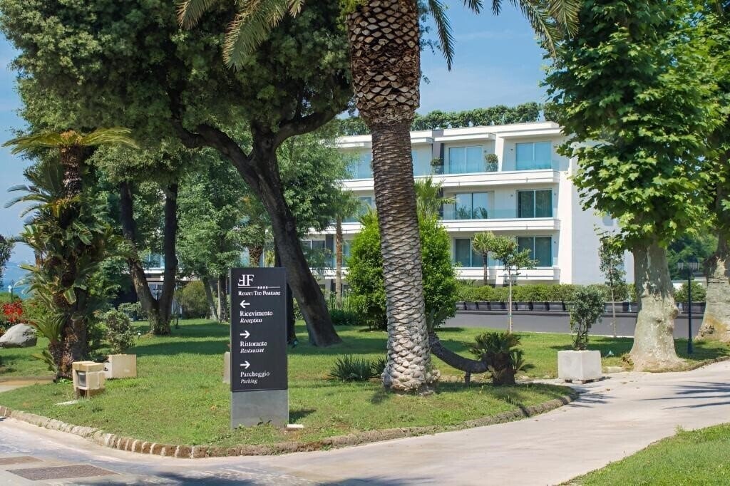 Фото Hotel & Resort Tre Fontane Luxury 4*