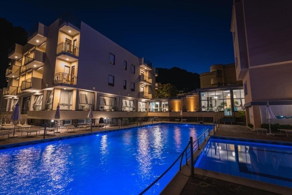 Картинка San Pietro Hotel & Residence (Maiori) 4*
