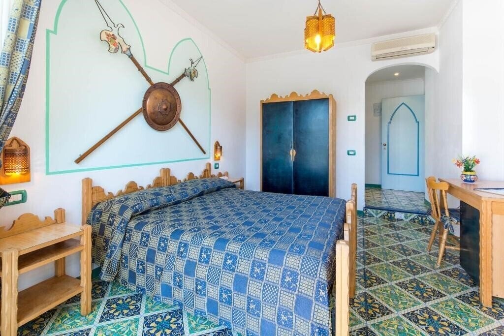Фото Albergo Riviera B&B (Maiori) 3*