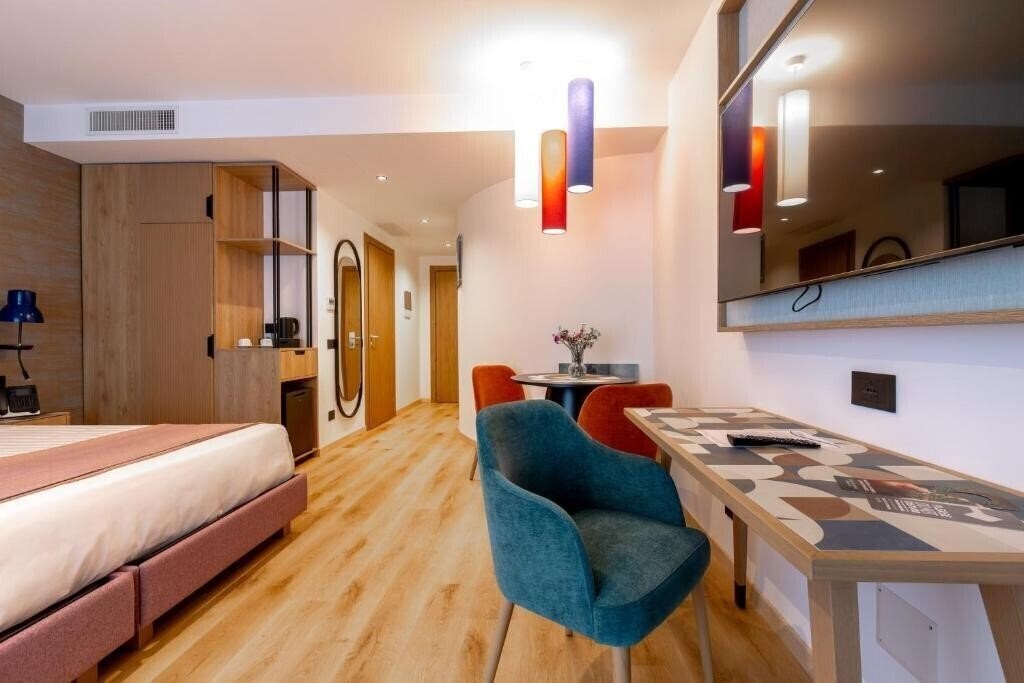 Фото Hotel Poseidon (Torre del Greco) 4*