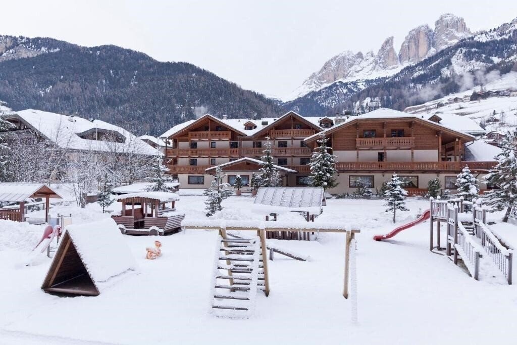 Фото Sella Ronda 3*