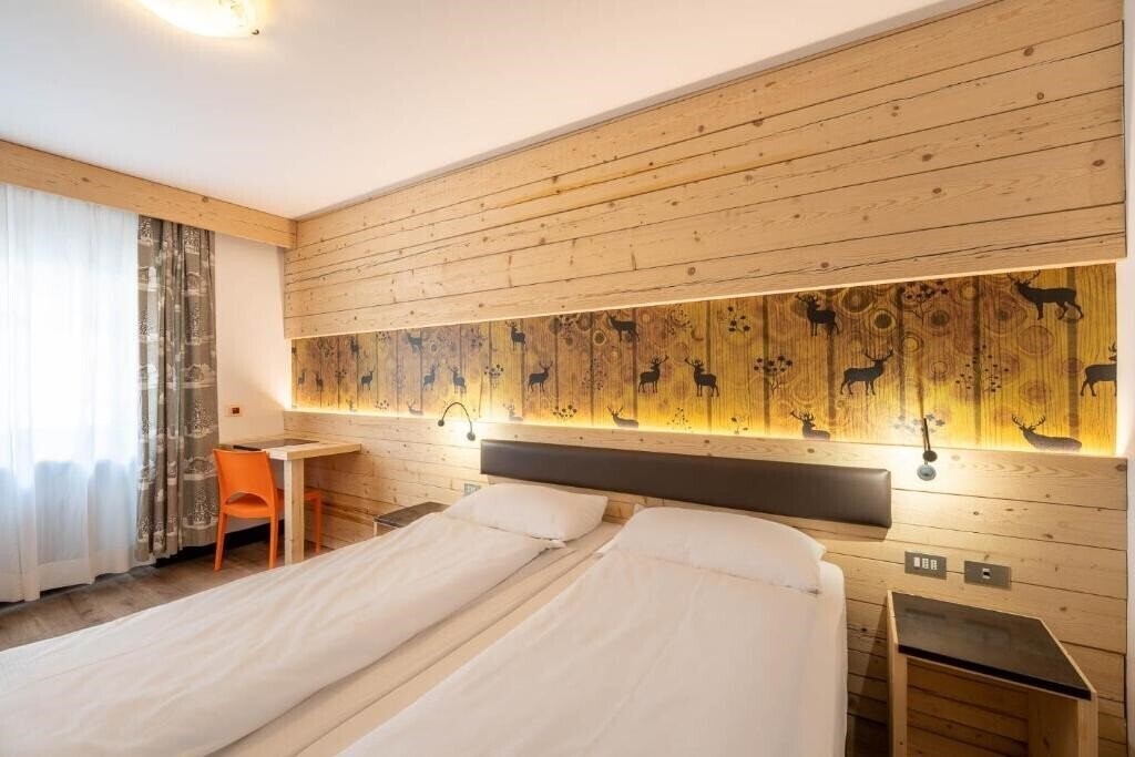 Готель Hotel Italia 3*
