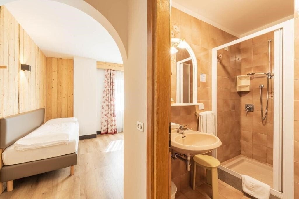 Фото Hotel Italia 3*