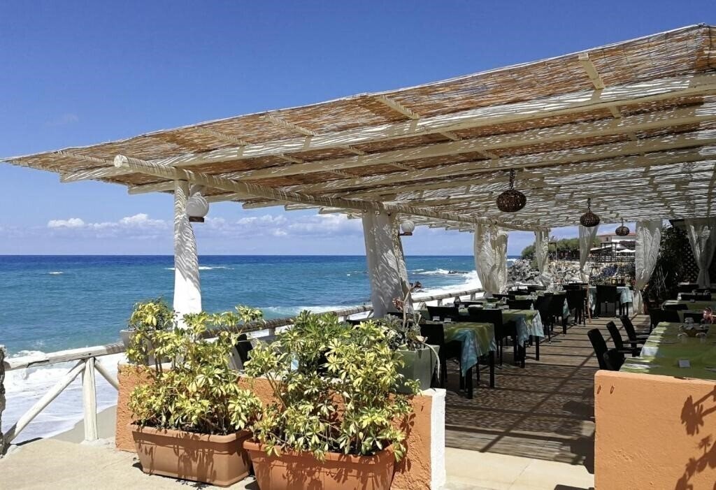 Картинка Villaggio Athragon 3*