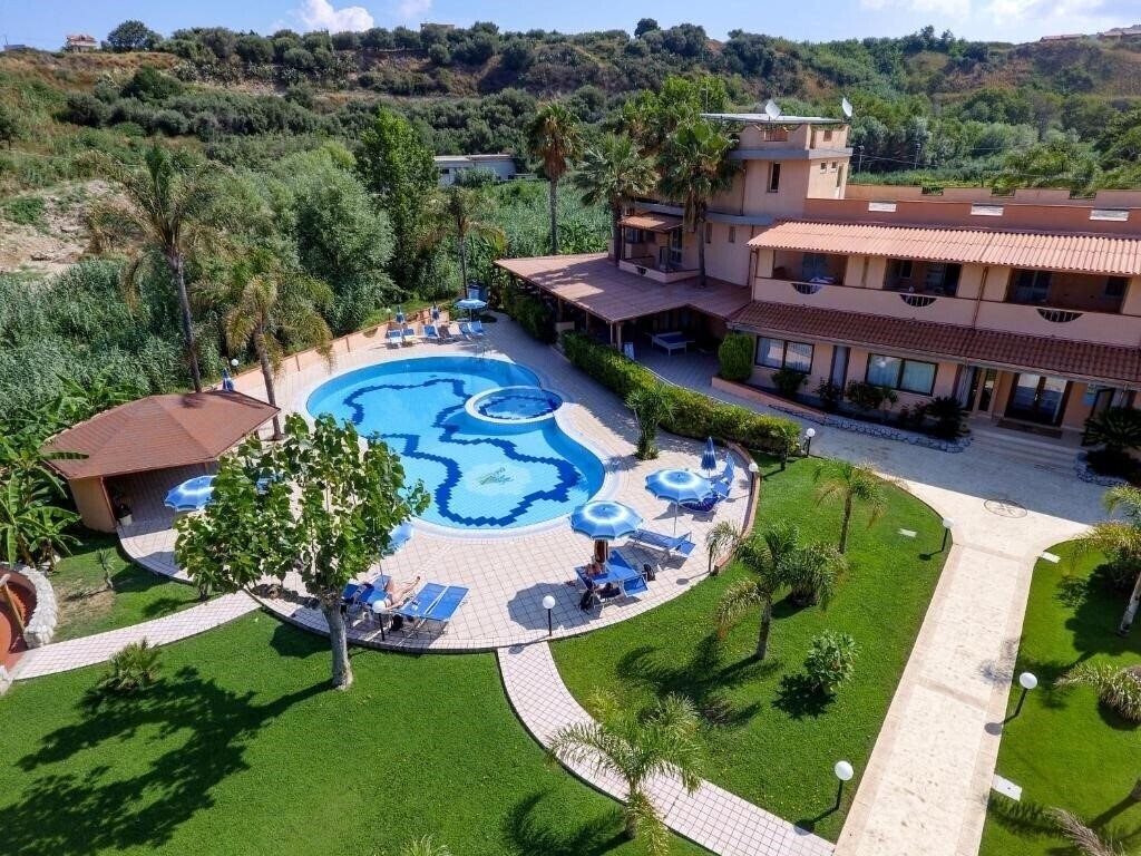 Отель Villaggio Old River 3*