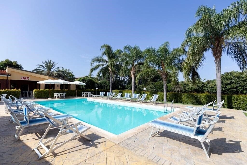 Отель La Fattoria Sul Mare 2*