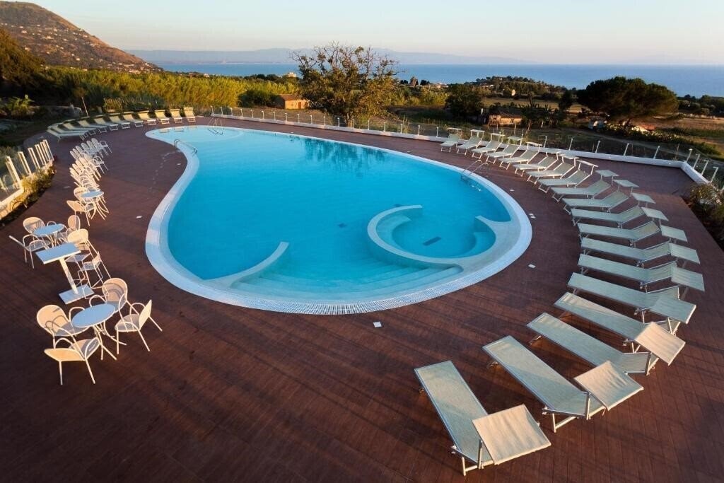 Фото Luzia Agriresort (Capo Vaticano) 3*