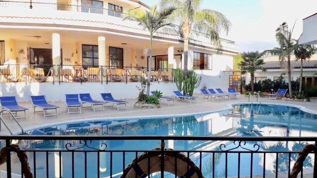 Фотографія Hotel L’Ancora Capo Vaticano (ex. L'Ancora) 3*