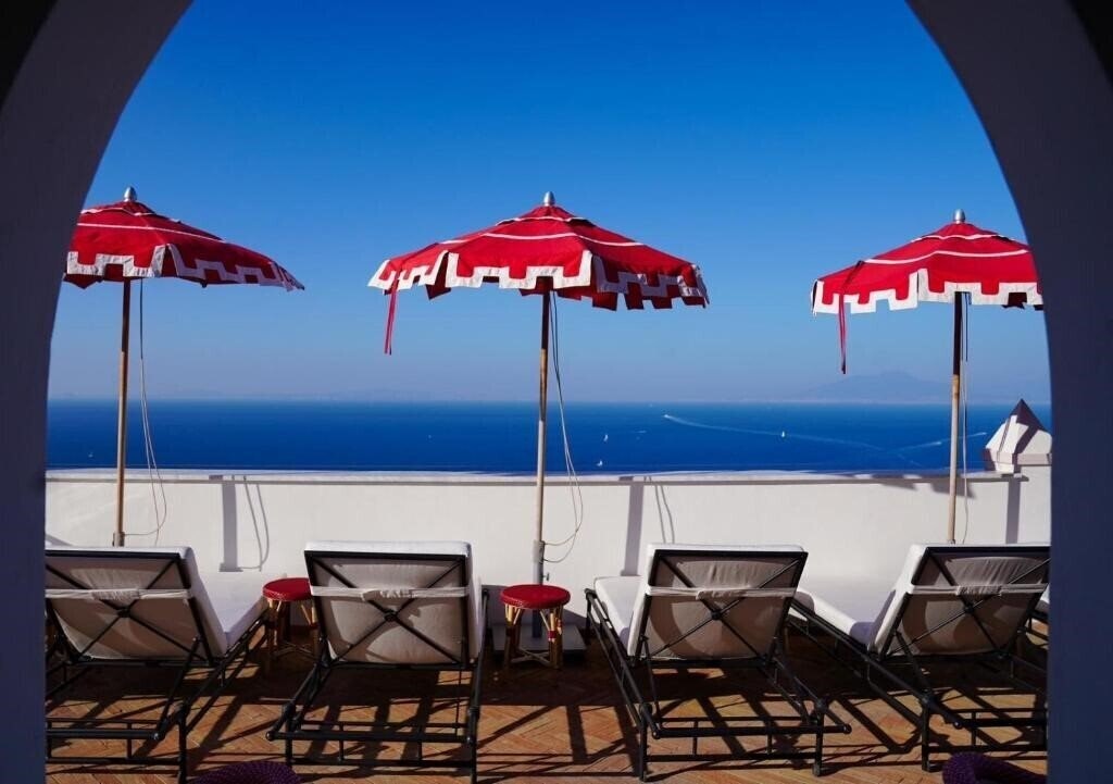 Отель Il Capri Hotel 5*