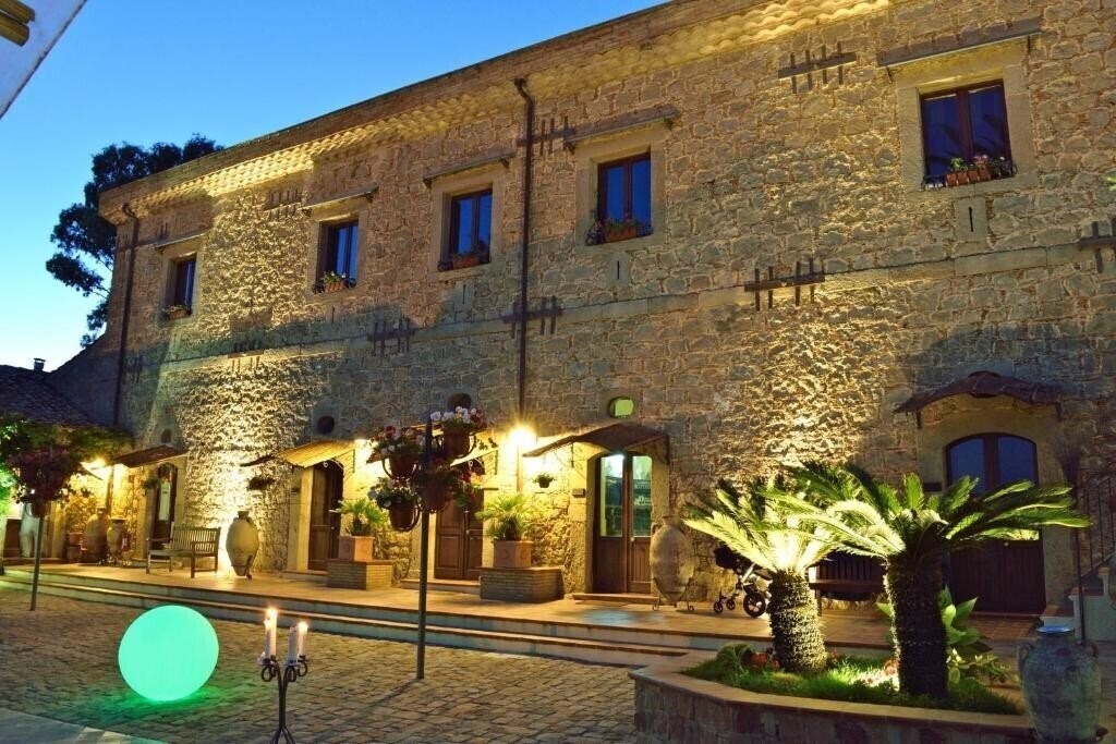 Фотографія Agriturismo Vecchia Masseria 4*