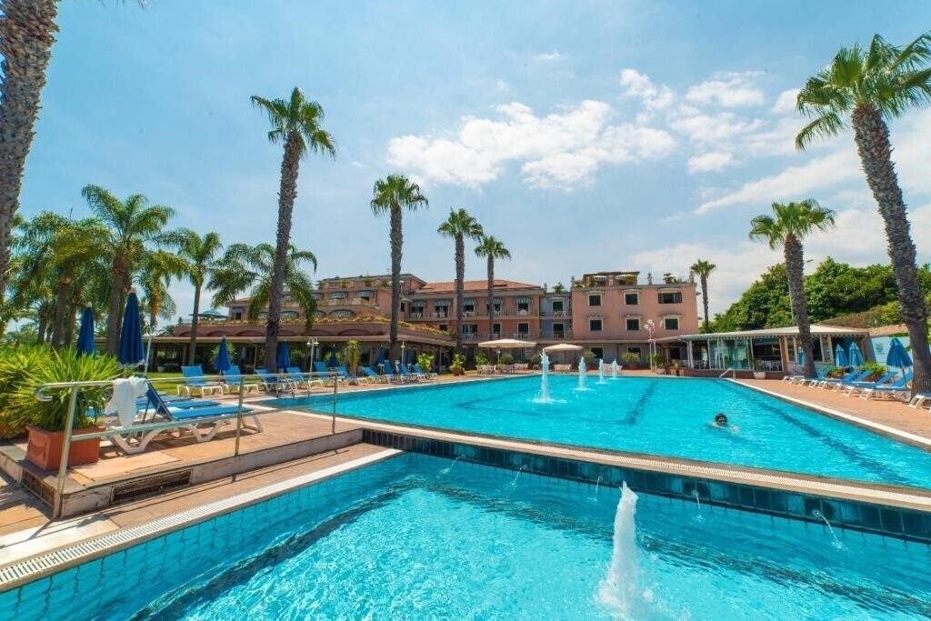 Готель Hotel Orizzonte Acireale 4*
