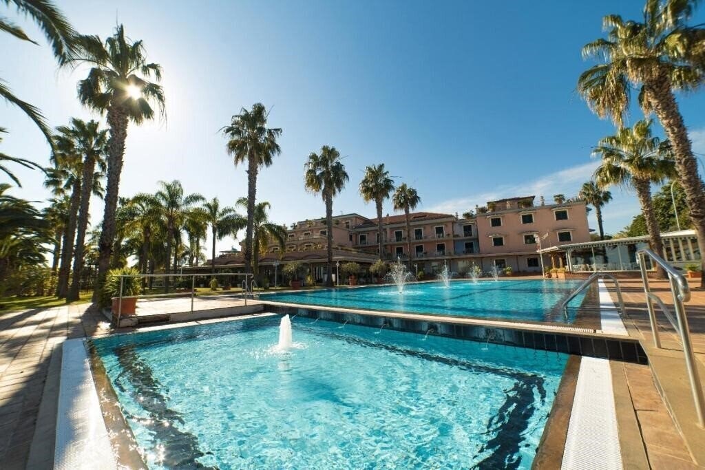 Готель Hotel Orizzonte Acireale 4*
