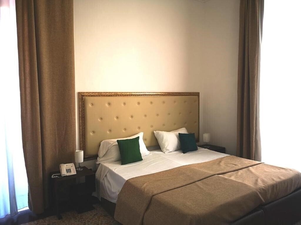 Готель Hotel Valentino 3*
