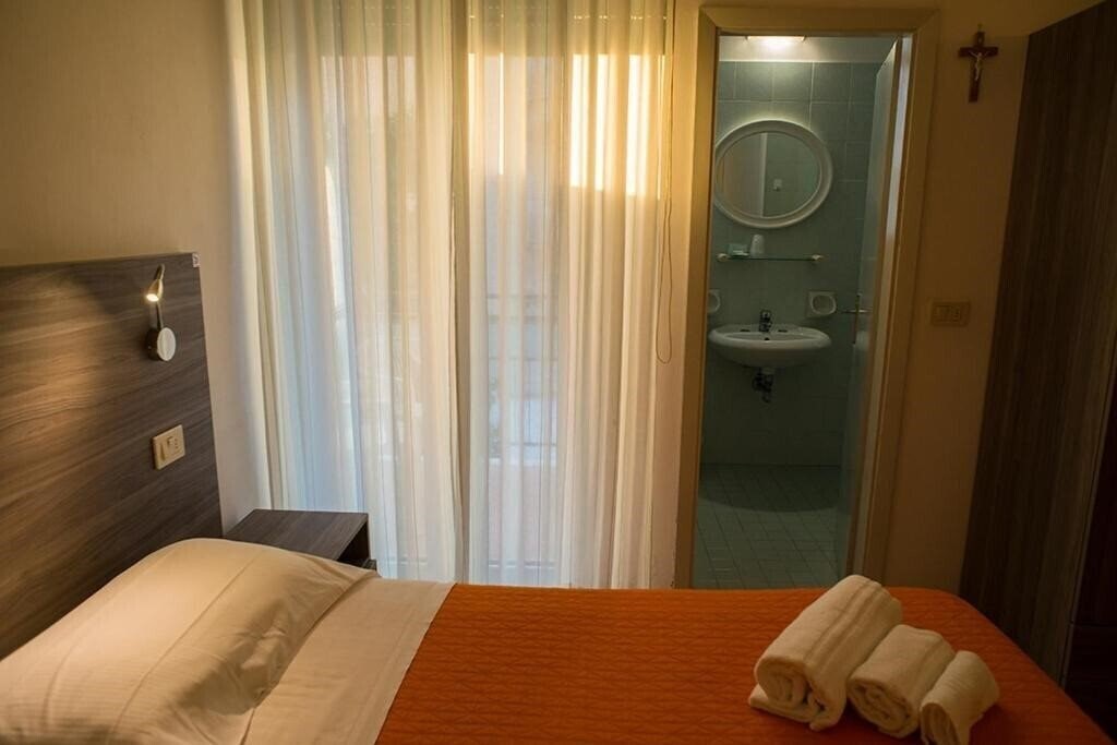 Фотографія Madison Hotel Gabicce Mare 3*