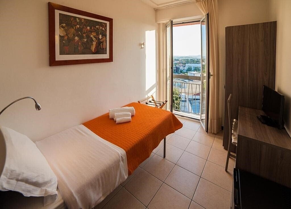 Картинка Madison Hotel Gabicce Mare 3*