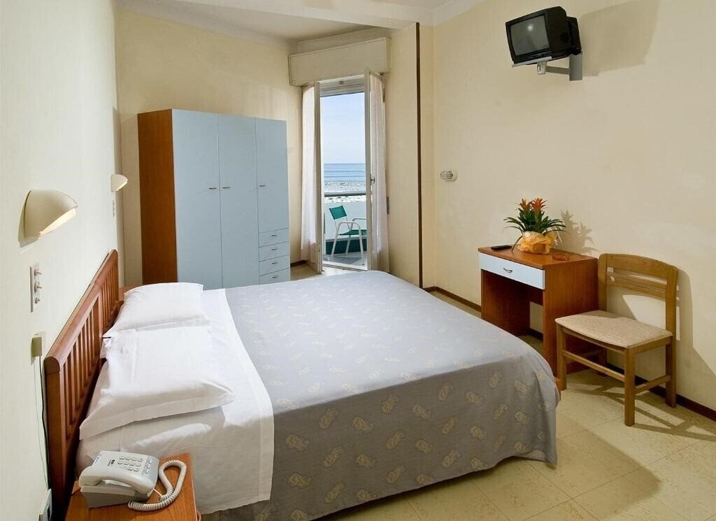 Фото Flaminio Hotel Cattolica  3*