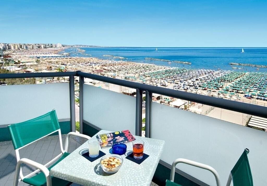 Фотографія Flaminio Hotel Cattolica  3*