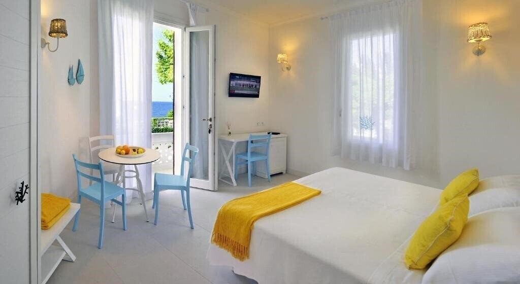 Фото Venus Hotel Gabicce Mare 4*