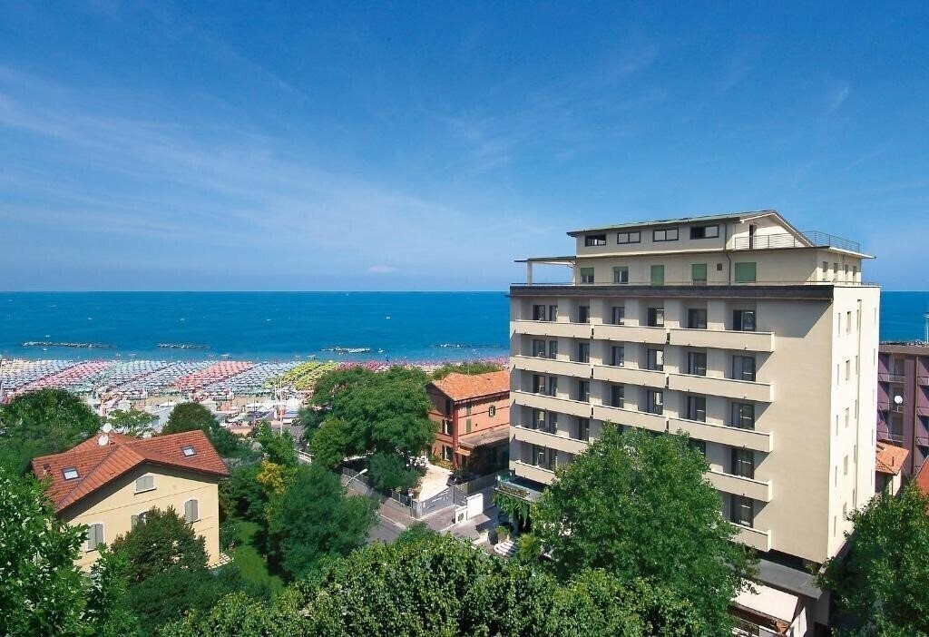 Готель Acropolis Hotel Cattolica 3*
