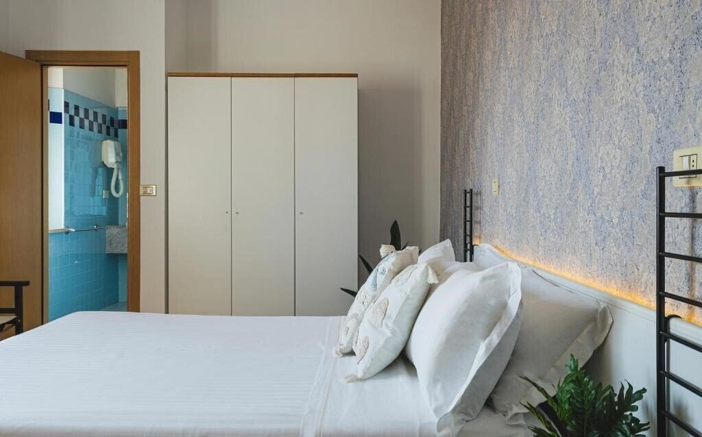 Фото Acropolis Hotel Cattolica 3*