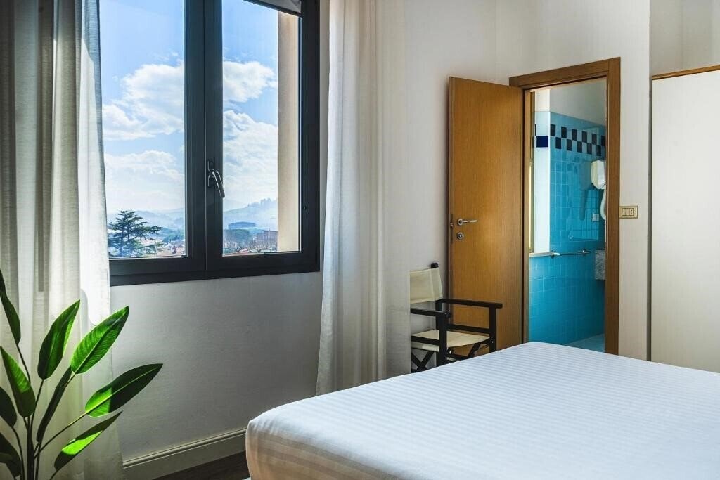 Фотографія Acropolis Hotel Cattolica 3*