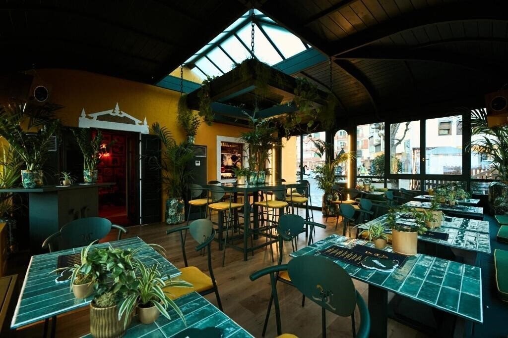 Фотографія Ambra Cortina Luxury & Fashion Hotel 4*