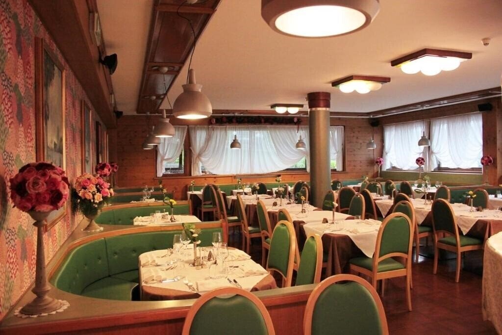 Отель Majoni 4*