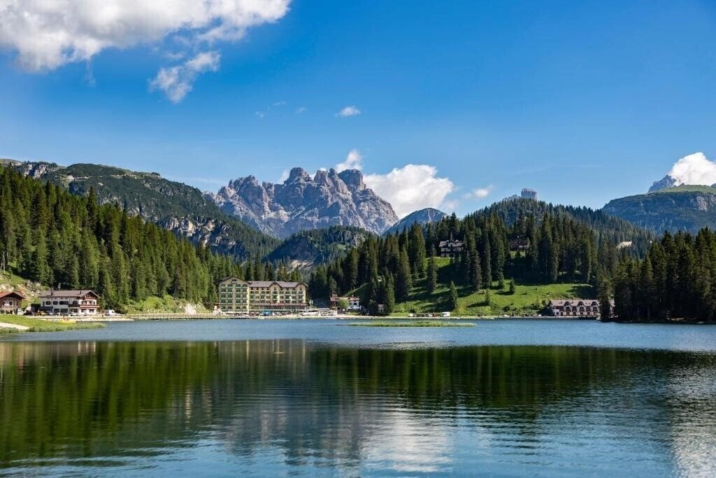 Фото Grand Hotel Misurina 4*