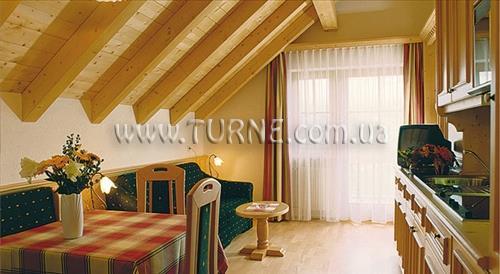 Фото Hotel Adler 3*