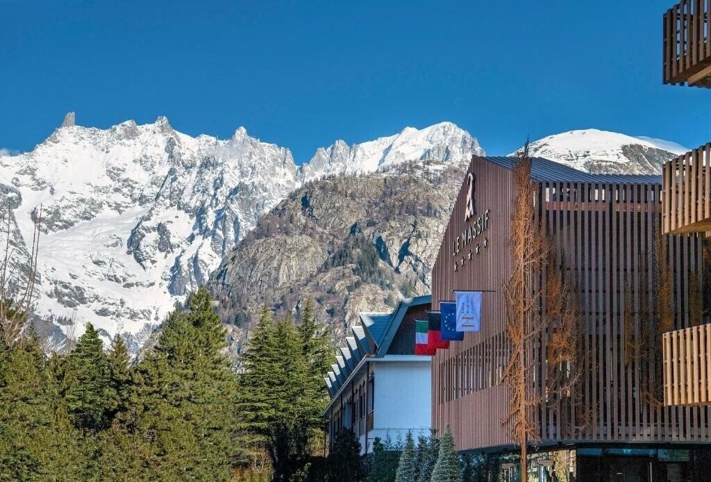 Готель Le Massif 5*
