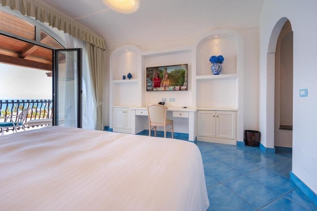 Картинка Grand Hotel Le Rocce 4*