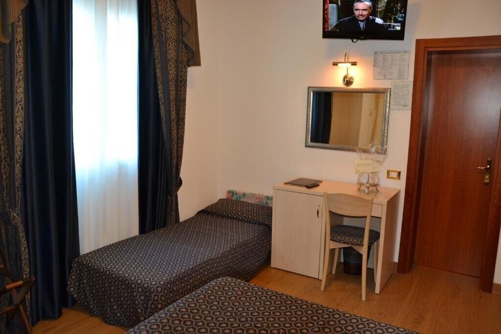 Фото Caravelle 3*