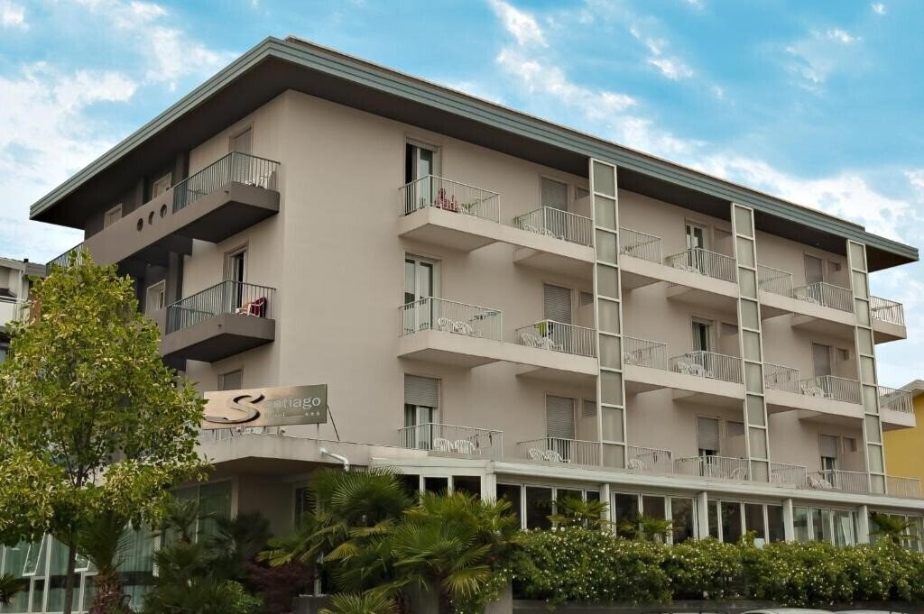 Готель Santiago Hotel 3*
