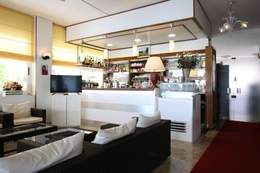 Фото Roby 5*
