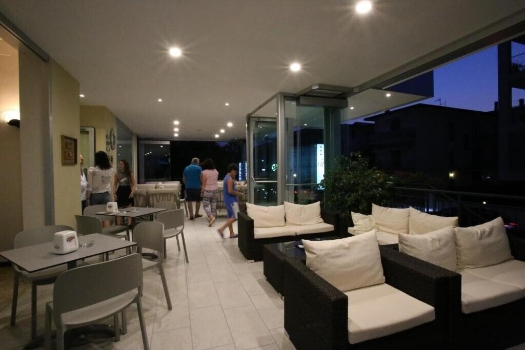 Картинка Roby 5*