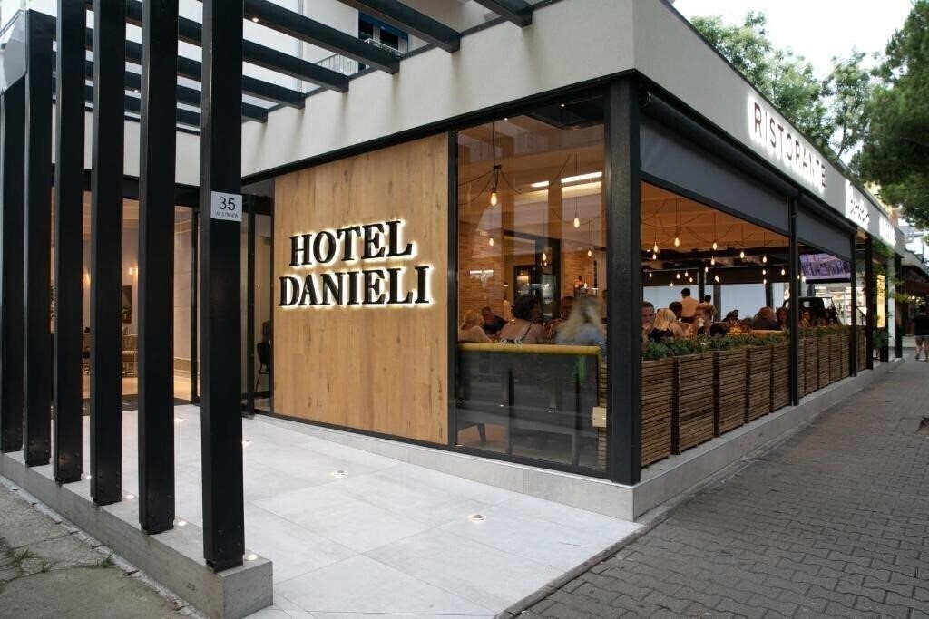 Отель Danieli 3*