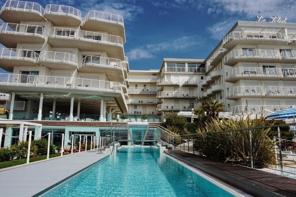 Фото Le Soleil 4*