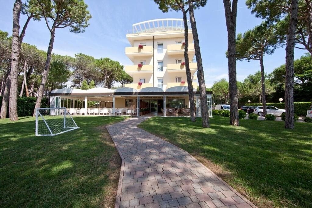 Фото La Pineta Apart 4*