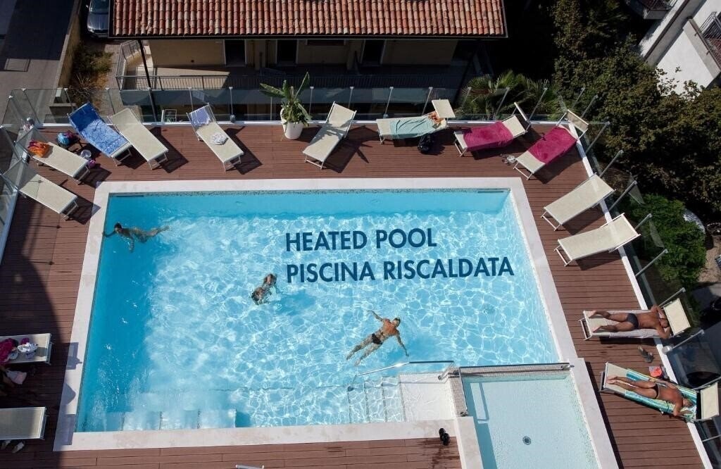Готель Tropical 3*