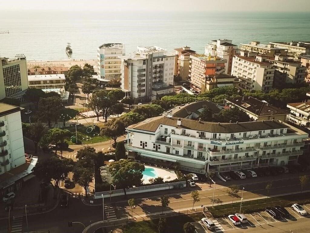 Картинка Family Hotel Alexander 3*