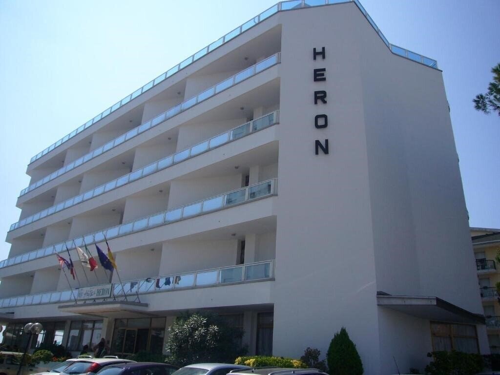 Изображение Heron 3*