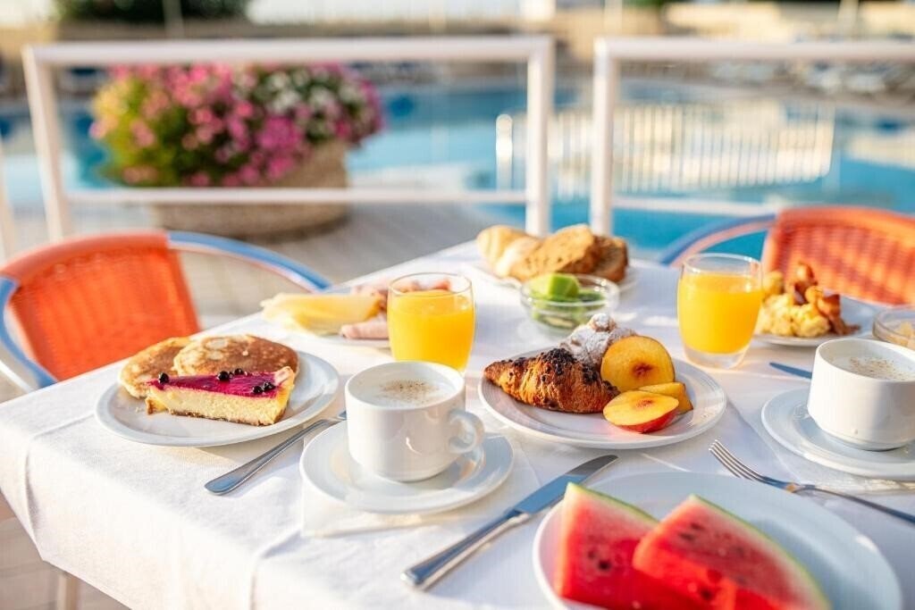 Фотографія Condor 3*