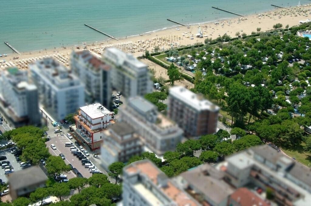 Фото Hotel Midi 3*