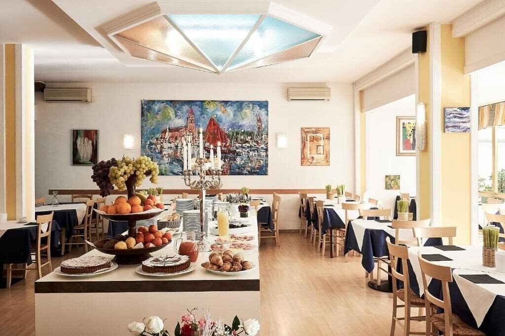 Фото Villa Roma (Caorle) 3*