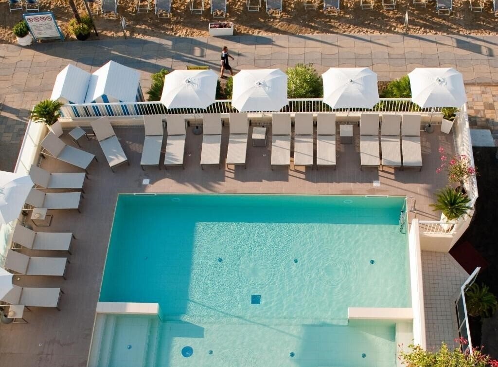 Отель Hotel Canarie 3*