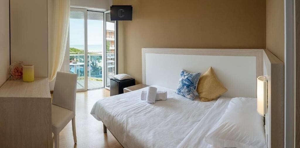 Фото Hotel Canarie 3*
