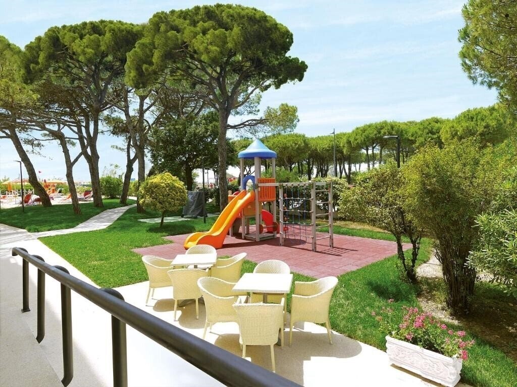 Фотография Hotel Bertha Fronte Mare 3*