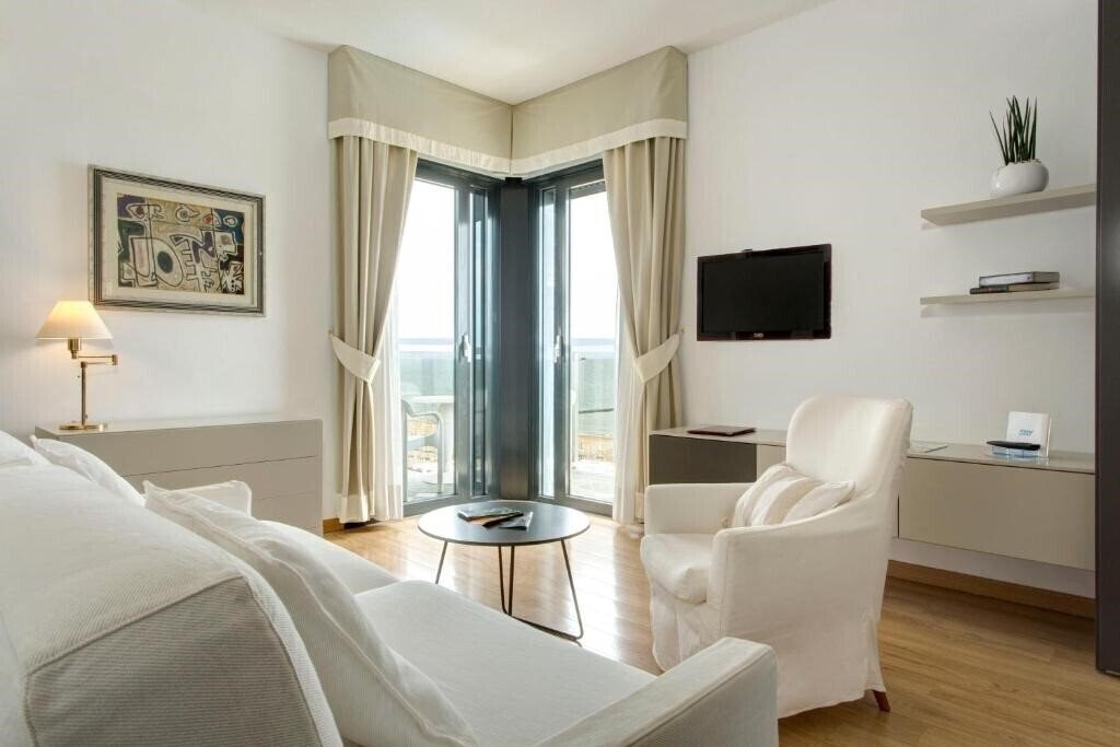 Картинка Byron Bellavista 4*